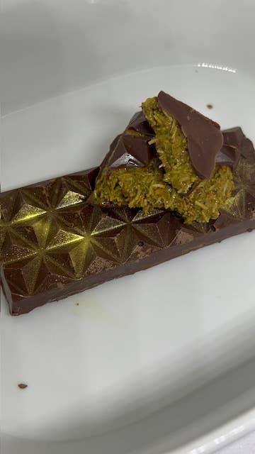 Pistachio Dubai Chocolate Bar | Olivelle Bozeman